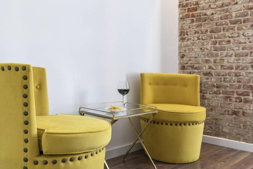 Apartamentos Plaza De Pedro Zerolo I Madrid Bagian luar foto
